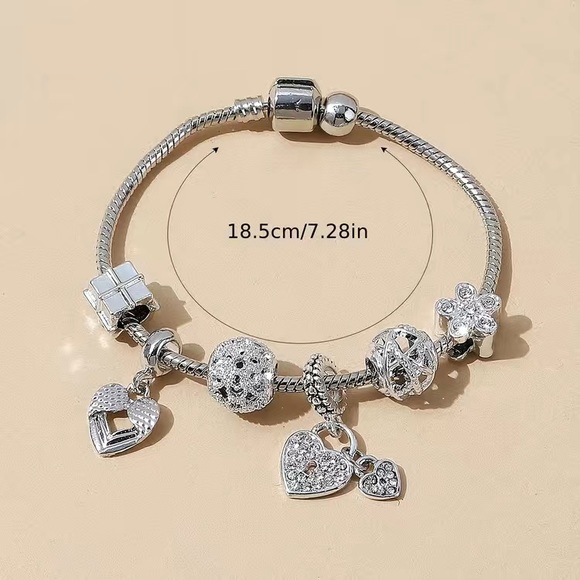 Women’s Bracelet. - Picture 2 of 5